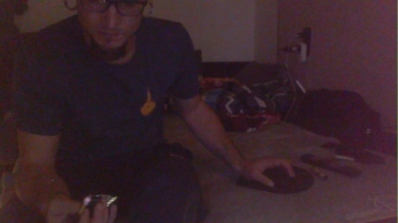 nick1146  14-11-2021 video striptease